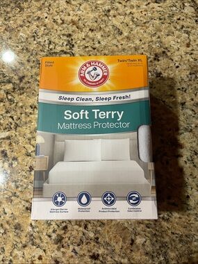 Arm & Hammer Soft Terry Mattress Protector - White (Twin/Twin XL)